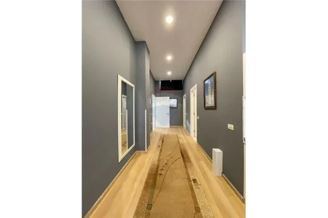 Apartament - Me Qira - Liqeni i Thatë, Shqipëri
Jepet me qera Apartament 1+1 tek Liqeni i Thate