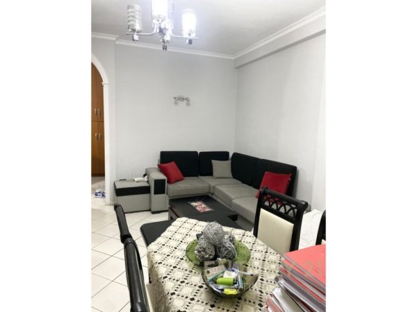 Apartament 1+1 për shitje në Astir.