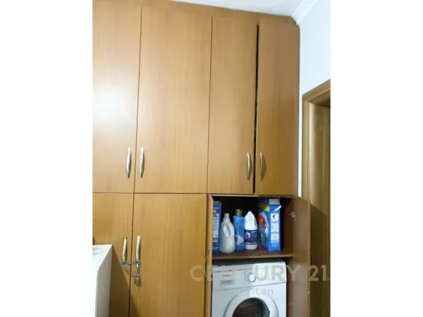 Apartament 1+1 për shitje në Astir.