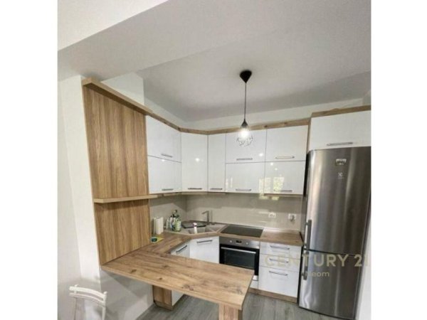 !JEPET ME QIRA APARTAMENT 1+1 TEK REZIDENCA KODRA E DIELLIT 2!