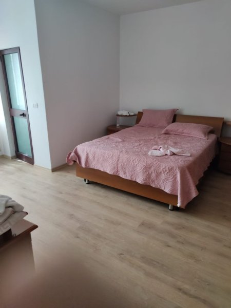 Apartament me qira 3+1+2 tuale prane prane Pazarit te ri 850 euro