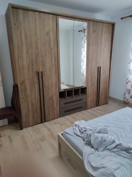 Apartament me qira 3+1+2 tuale prane prane Pazarit te ri 850 euro