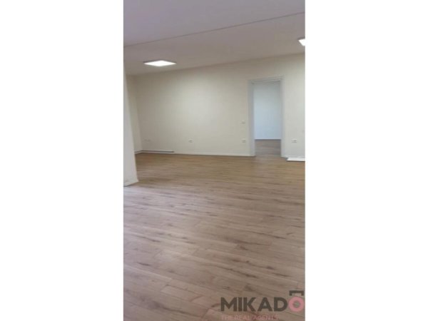 JEPET ME QIRA APARTAMENT 3+1+2 PER ZYRA NE KOMUNEN E PARISIT, TEK "KOMPLEKSI OLIMPIC"!