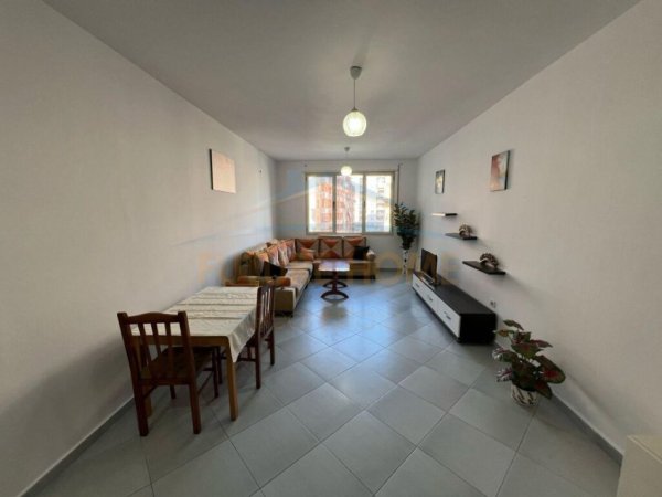 Shitet apartament 1+1 Unaza e re Tirane