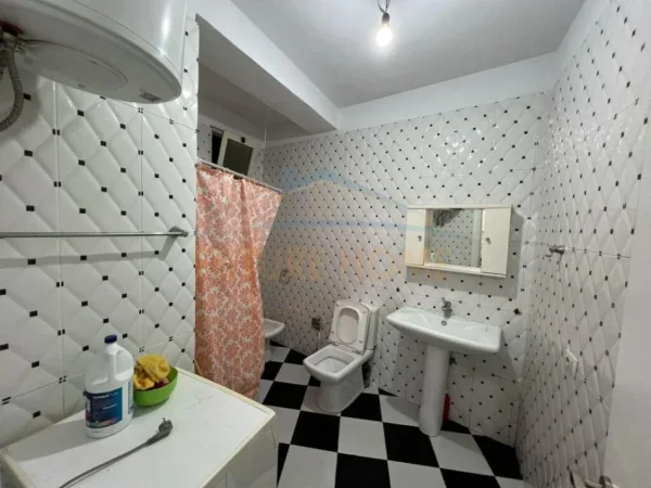 Shitet apartament 1+1 Unaza e re Tirane