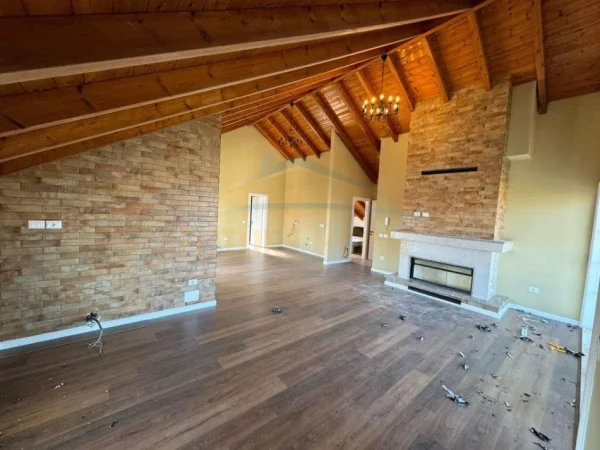 Shitet, Vile 3-kateshe, Akacia Hills.