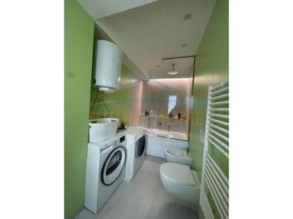 Shitet, Apartament 3+1+2, Prane Stadiumit , Durres