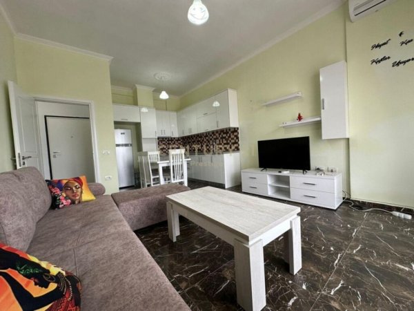 Jepet me qira apartament 2+1 te Vilat Gjermane.