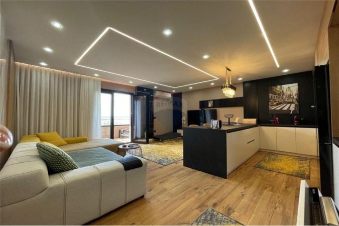 Shitet super apartament luksoz 1+1 ne Vlore!