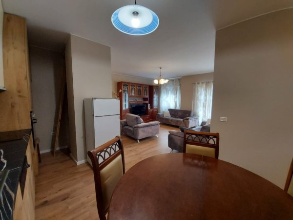 Apartament 2+1 Me Qera Tek Rruga E Kavajes (ID B220739) Tirane