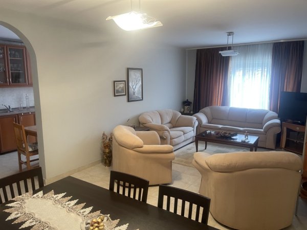 Apartament Ne Shitje 3+1 Ne Laprake (ID B23059) Tirane