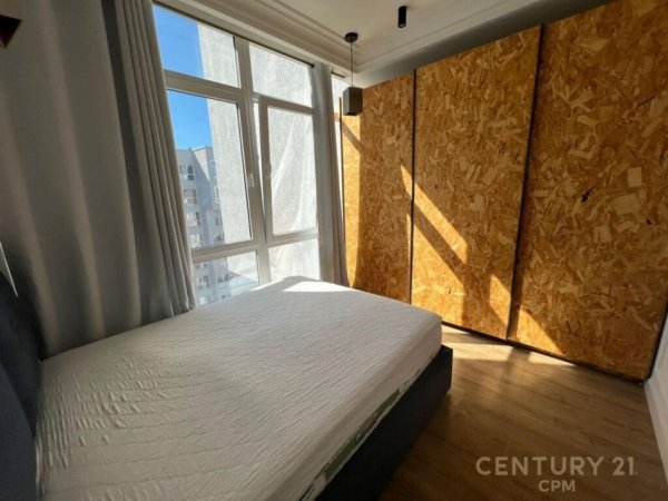 Apartament 1+1 per qira tek Komuna e Parisit  650 € /Muaj