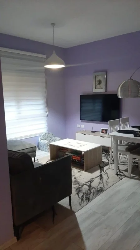 OKAZION!!!‼️Shesim 1+1+verande mbi Kopshtin Botanik te Xhamia‼️ 🏷️88''000 Euro