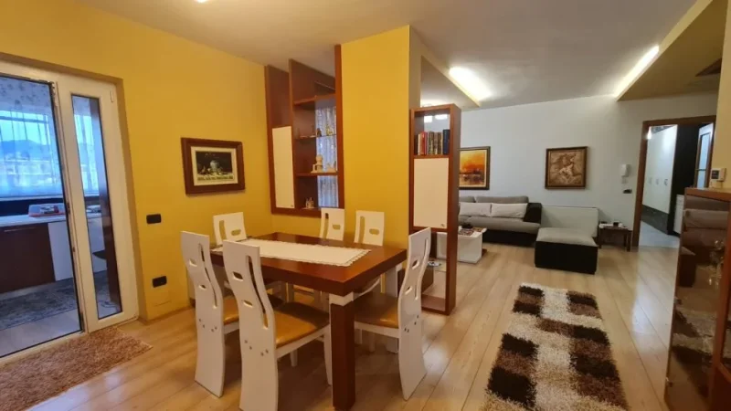 APARTAMENT 3+1+2+VERANDE TE ARTURBINA!