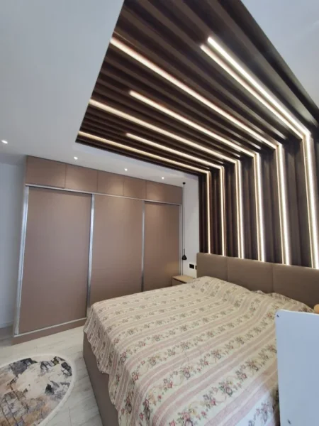 Qera, Apartament 2+1+2+Verandë, Fresk, Tiranë