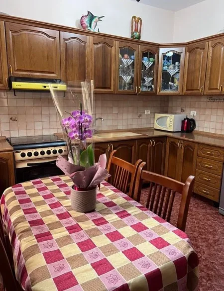 ⚜ APARTAMENT 2+1 ME QERA NE LAPRAKE