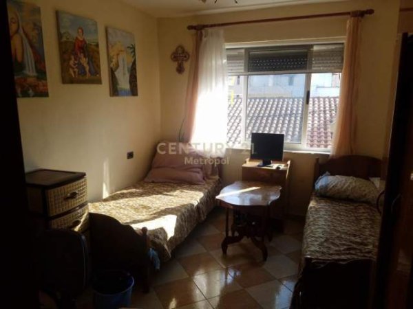 Tirane, shitet apartament 3+1+BLK Kati 4, 108 m² 99.000 Euro (Rruga Mine Peza)