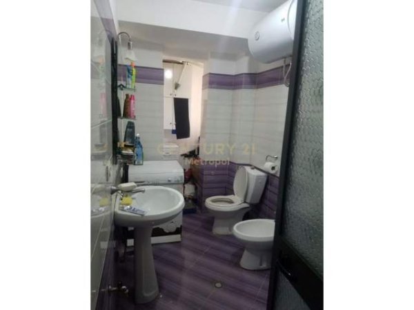 Tirane, shitet apartament 3+1+BLK Kati 4, 108 m² 99.000 Euro (Rruga Mine Peza)