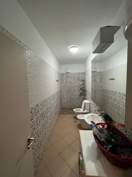 Tirane, shes apartament 3+1+BLK Kati 4, 1.188 m² 162.000 Euro (Kompleksi Panorama)