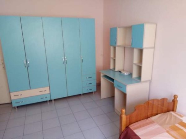 Tirane, jepet me qera apartament 2+1+A+BLK Kati 2, 23.000 Leke (Varri i Bamit, sheshi Shimon Perez)