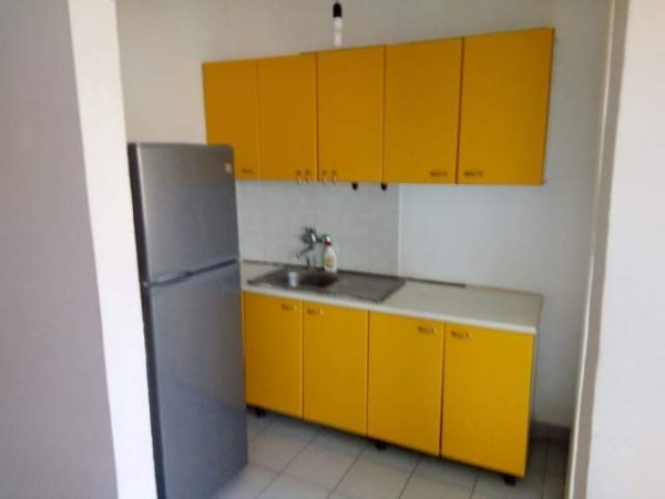Tirane, jepet me qera apartament 2+1+A+BLK Kati 2, 23.000 Leke (Varri i Bamit, sheshi Shimon Perez)