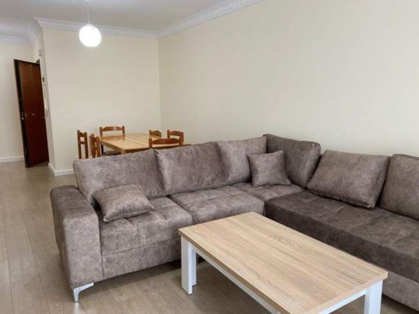 Shqiperi, jepet me qera apartament Kati 7, 99 m² 420 Euro (Dritan Hoxha)