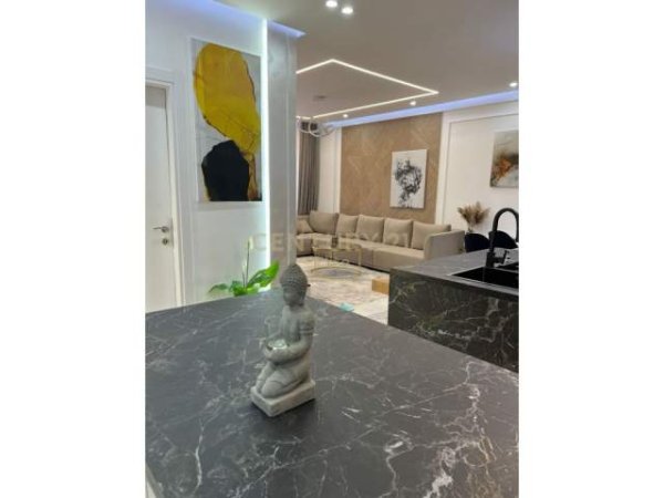 Shes apartament 2+1 me mobilim luksoz te Kompleksi Arlis, Kati 6, 112 m² 177.000 Euro (Farmacia 10)