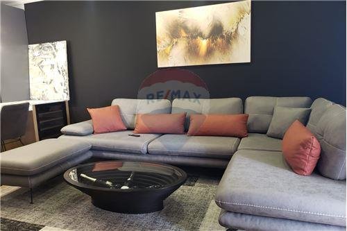 Tirane, shitet apartament 1+1+BLK Kati 6, 66 m² 130.000 Euro