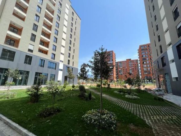 Tirane, jepet me qera apartament 1+1 Kati 9, 66 m² 400 Euro (prane Spitalit Nene Tereza)
