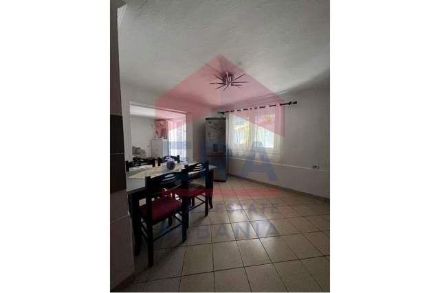 Tirane, jepet me qera 1+1+A+BLK Kati 1, 80 m² 450 Euro