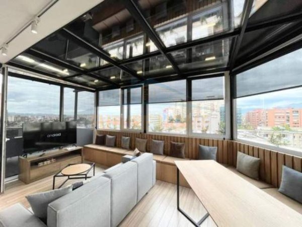 Tirane, shitet apartament 2+1+BLK Kati 8, 220.000 Euro (Prane Harry Fultz)