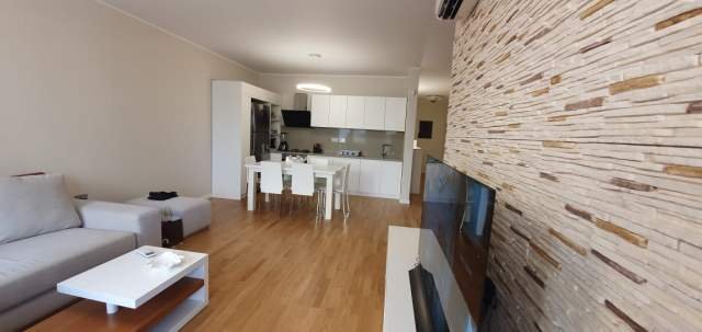 Tirane, jepet me qera apartament 2+1+BLK 120 m² 750 Euro (kopshti zologjik)