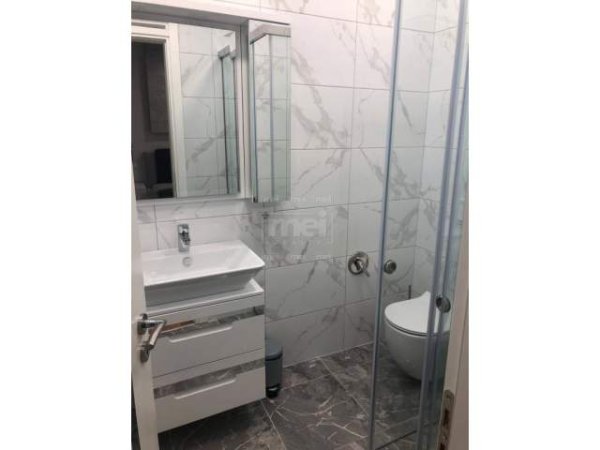 Tirane, jepet me qera apartament 2+1+BLK 116 m² 1.300 Euro (Selite)