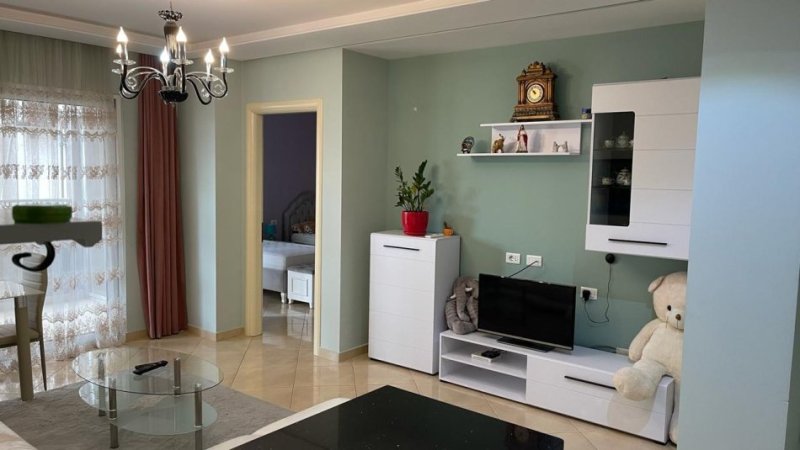 JEPET ME QERA APARTAMENT 3+1 600 EURO ASTIR