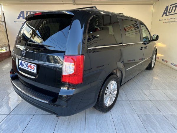 LANCIA VOYAGER, VITI 2014, AUTOMATIKE, MOTORR 2.8 NAFTE