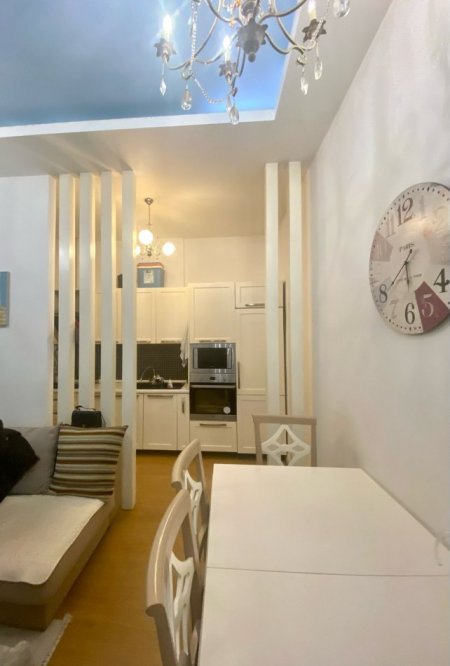 Shitet Apartament 2+1 prane Kompleksit Square 21!!-185000Euro