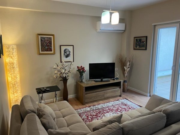 JEPET ME QIRA APARTAMENT 1+1+VERANDE  REZIDENCA KODRA E DIELLIT 2