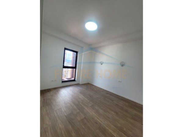 Qera, Apartament 2+1+Post Parkimi, Për Zyra, Rruga e Kavajës