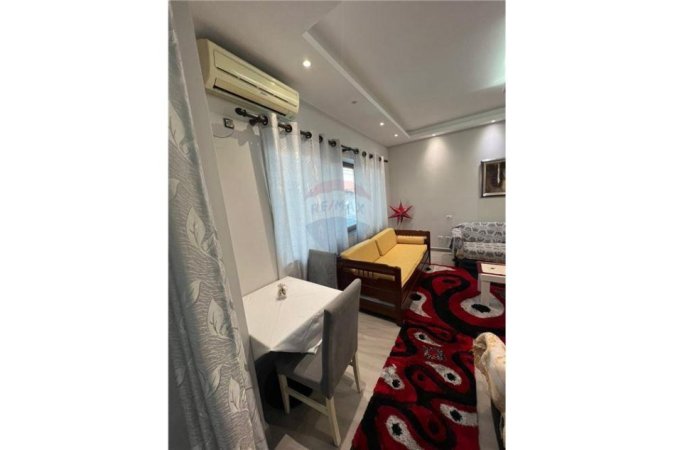 Studio - For Rent/Lease - Yzberisht, Albania
Ofrohet garsoniere me qira ne Yzberisht.