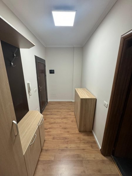 Shitet apartament 1+1 prane Kamelias Shkembi Kavajes.