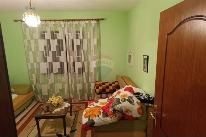 Apartament - Në Shitje - Ali Demi, Shqipëri
Shitet app (2+1) ne Ali Dem, Maternitetit te ri