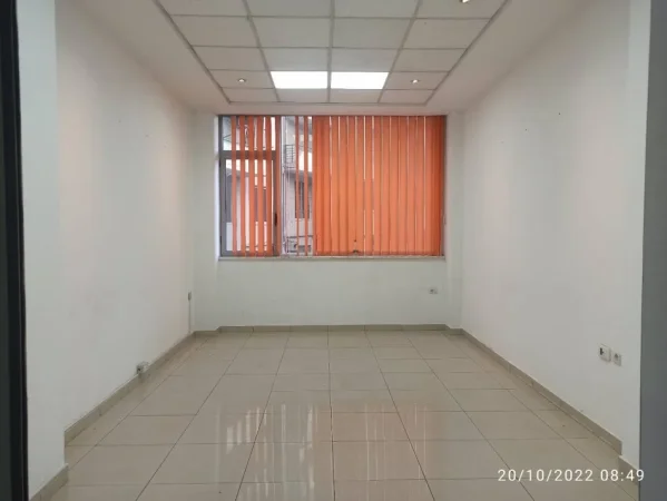 JAPIM ME QERA AMBIENT TEK KOPLEKSI HALILI