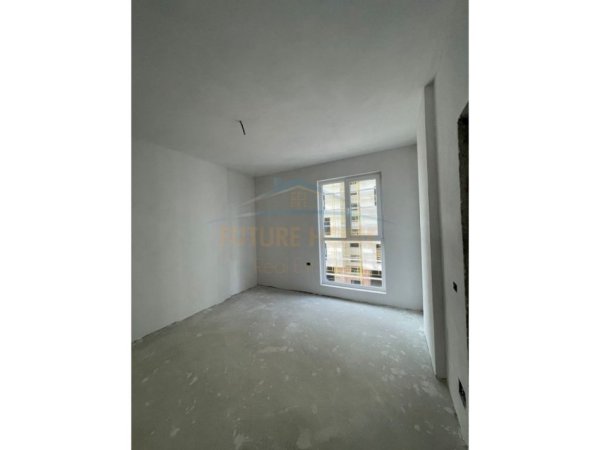 Shitet, Apartament 3+1+2, Univers City, Tiranë