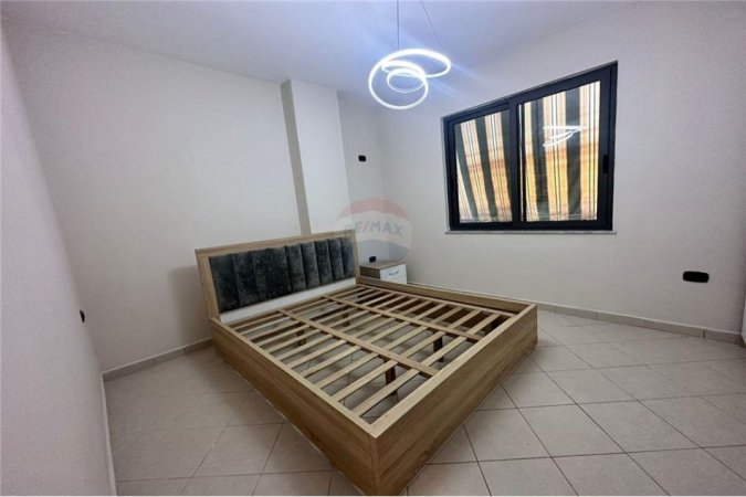 Apartament - Me Qira - Shkolla e Baletit - Tregu Elektrik, Shqipëri
Apartament 1+1 per qira, Tregu Elektrik