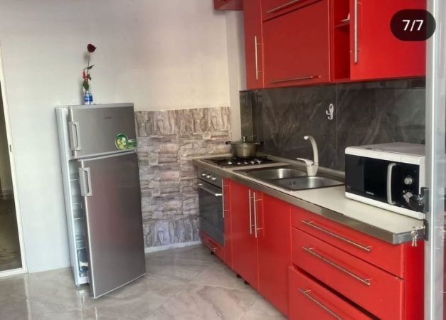 JAPIM ME QIRA APARTAMENT 1+1 NE LAPRAKE