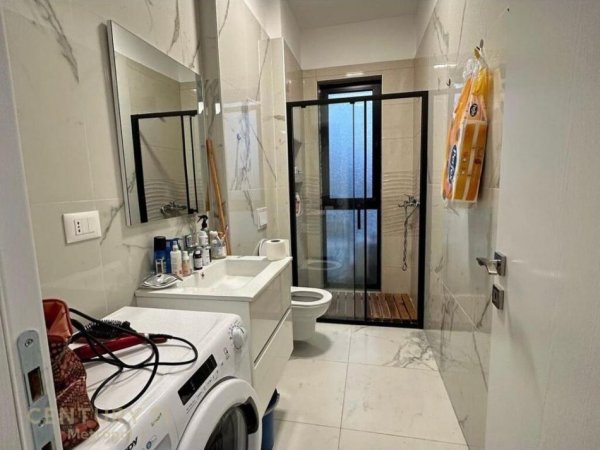 APARTAMENT 1+1 PER QIRA TEK FARMACIA 10