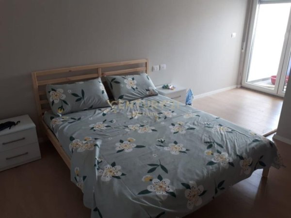 JEPET ME QIRA APARTAMENT 1 + 1 PRANE MATERNITETIT TE RI !