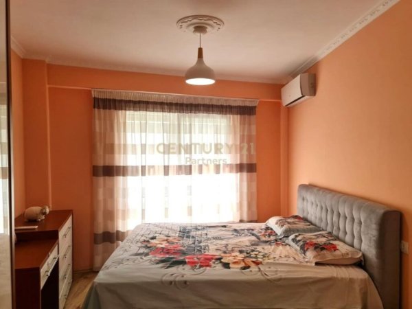 JAPIM ME QIRA APARTAMENT 2+1+2 TE 21 DHJETORI!