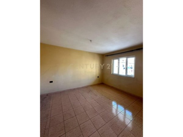 SHESIM APARTAMENT 2+1 TEK 21 DHJETORI.