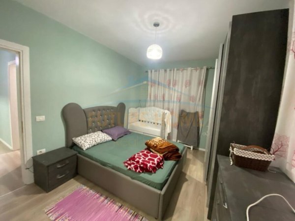 Shitet, Apartament 2+1+2, Fresk, Tiranë.